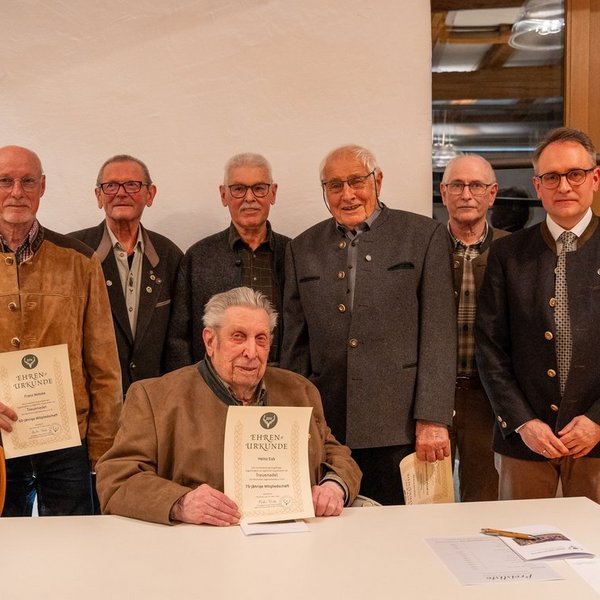 Geehrte Mitglieder der Jägervereinigung Münsingen